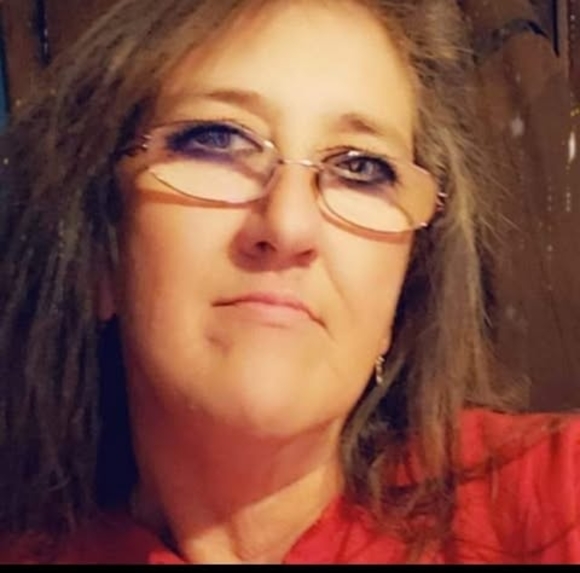 Meet your Posher, Michele - Picture 1 of 1